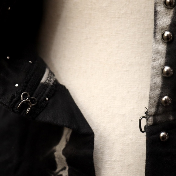 VOCAL Rock Studded COTTON Cardigan with Bleach dye and comfort fit - Picture 9 of 16